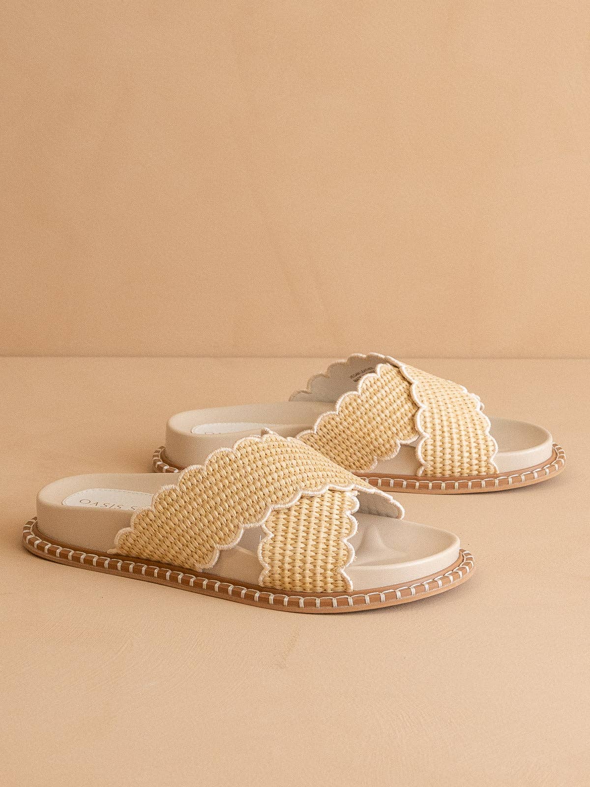 Double Strap Scallop Raffia Slide