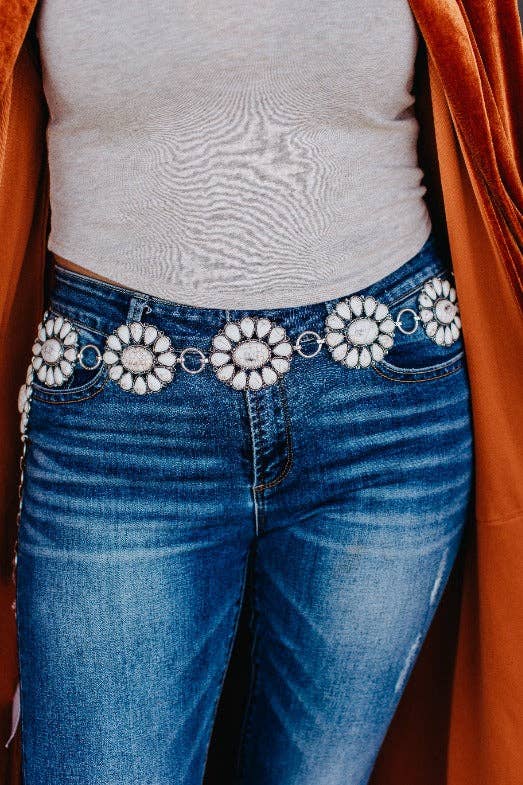 Plus-Size Cream Floral Concho Belt