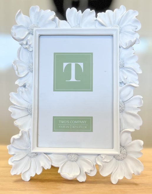 White Daisies Picture Frame